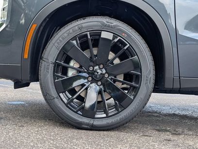 New 2026 Mitsubishi Outlander LE