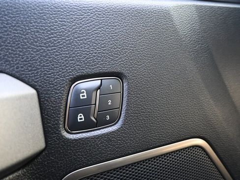 Used 2018 Ford F150 Raptor w/ Equipment Group 802A Luxury image 20