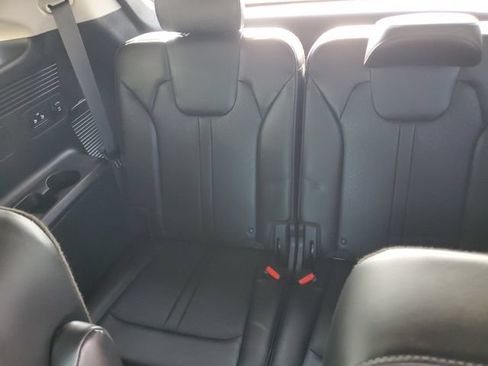 Used 2021 Kia Sorento EX w/ Panoramic Sunroof Package AWD/4WD image 11