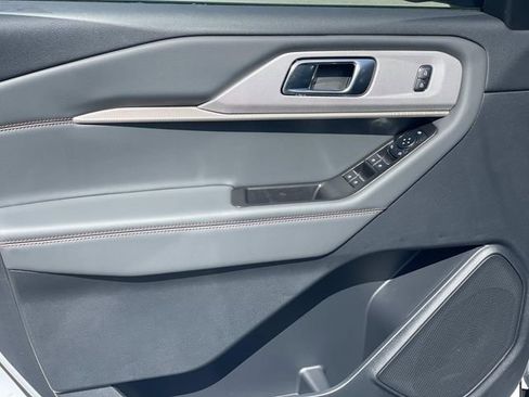 New 2026 Ford Explorer Active image 18