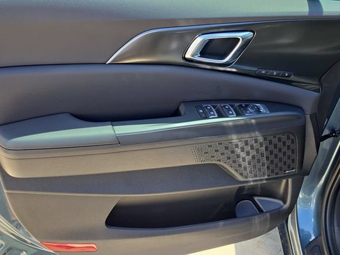 New 2027 Kia Carnival SX Prestige FWD image 19