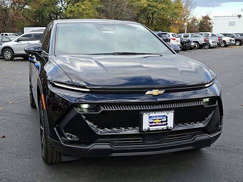 New 2026 Chevrolet Equinox EV LT image 7