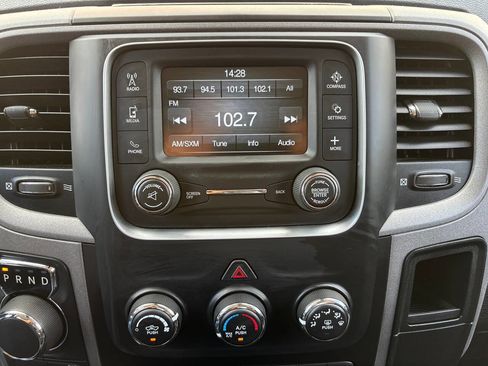 Used 2015 RAM 1500 Express image 16