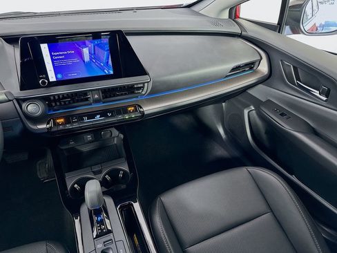 Used 2025 Toyota Prius XLE image 22
