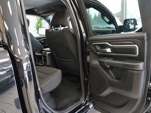 Used 2022 RAM 1500 Big Horn AWD/4WD image 46