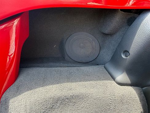 Used 2006 Chevrolet Corvette Convertible w/ Preferred Equipment Group RWD image 39