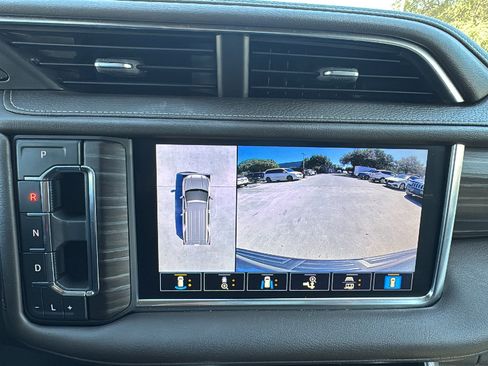 Used 2021 GMC Yukon Denali image 19