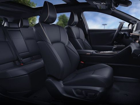 New 2025 Toyota Crown Signia image 52