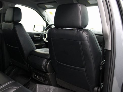 Used 2020 Chevrolet Silverado 1500 LT w/ All-Star Edition image 19