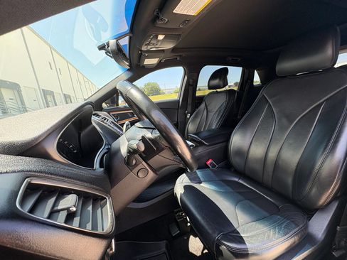 Used 2016 Lincoln MKX Reserve w/ Enhanced Security Package FWD image 29