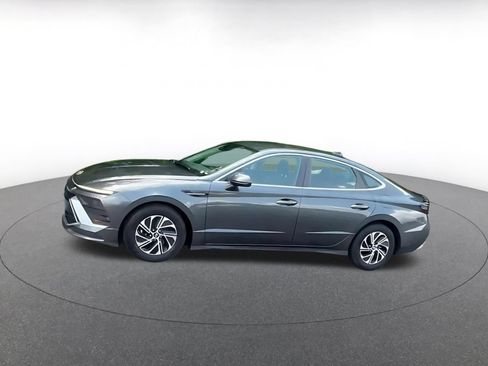 Used 2026 Hyundai Sonata Blue FWD image 4