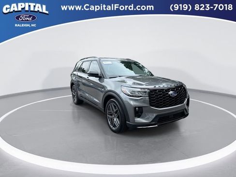 Certified 2025 Ford Explorer ST-Line w/ Premium Package RWD image 2
