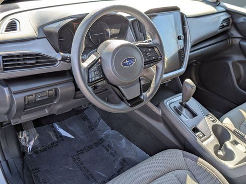 Used 2024 Subaru Crosstrek 2.0i Premium image 4