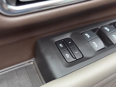 Used 2024 Chevrolet Tahoe Z71 image 14