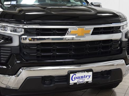 Used 2024 Chevrolet Silverado 1500 LT AWD/4WD image 13