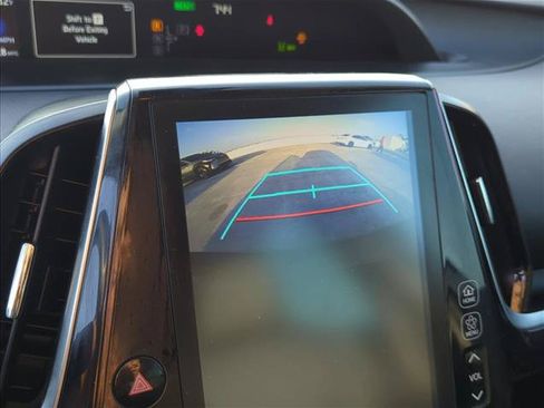 Certified 2020 Toyota Prius Prime Limited FWD image 19