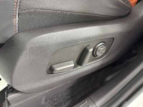 Used 2022 Kia Carnival SX Prestige FWD image 15