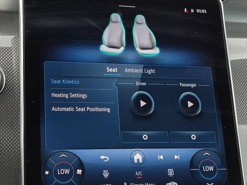 Certified 2026 Mercedes-Benz GLC 300 image 31