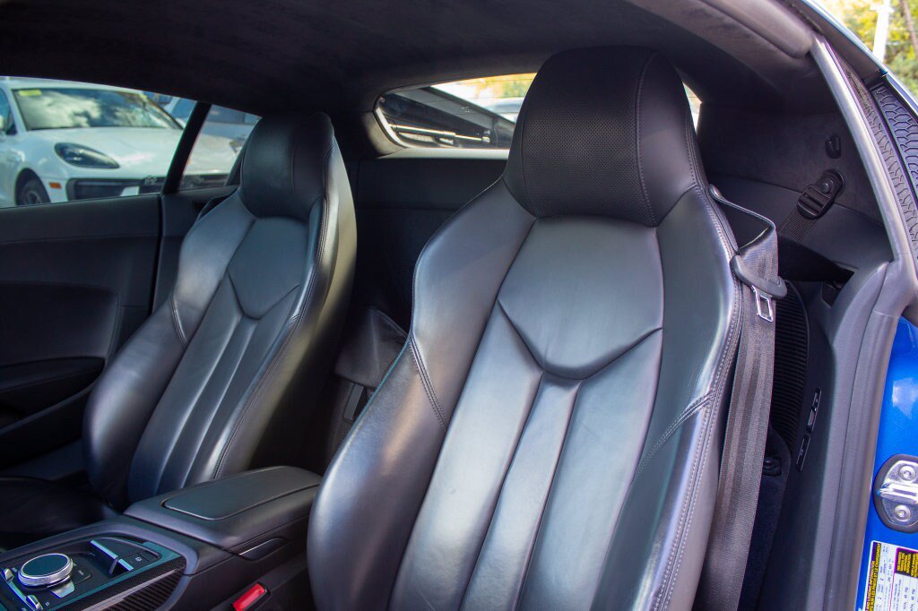 Used 2021 Audi R8 V10 RWD image 12