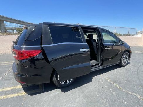 Used 2023 Honda Odyssey EX-L image 56