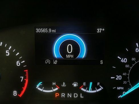 Used 2022 Ford Escape SE w/ SE Sport Appearance Package image 34