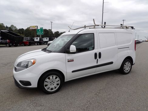 Used 2021 RAM ProMaster City Tradesman SLT image 3