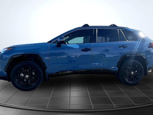 Used 2025 Toyota RAV4 SE w/ Weather Package AWD/4WD image 3