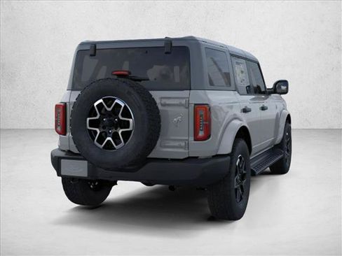 New 2026 Ford Bronco Outer Banks AWD/4WD image 8