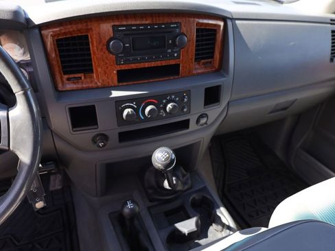 Used 2006 Dodge Ram 2500 Truck SLT w/ Quad Cab Big Horn Value Group image 15