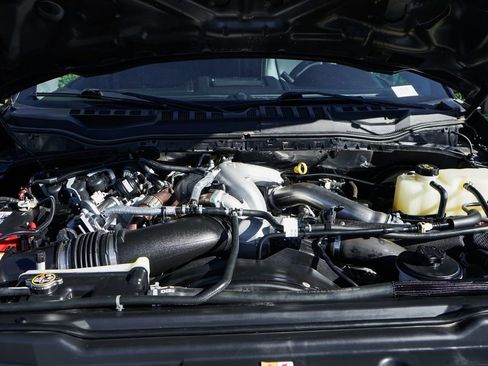 Used 2020 Ford F350 Lariat image 14