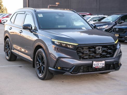 Used 2025 Honda CR-V Sport-L image 3