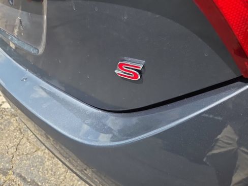 Used 2016 Toyota Corolla S FWD image 11