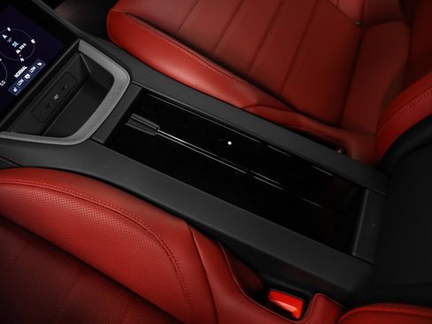 New 2025 Porsche Panamera 4 image 43