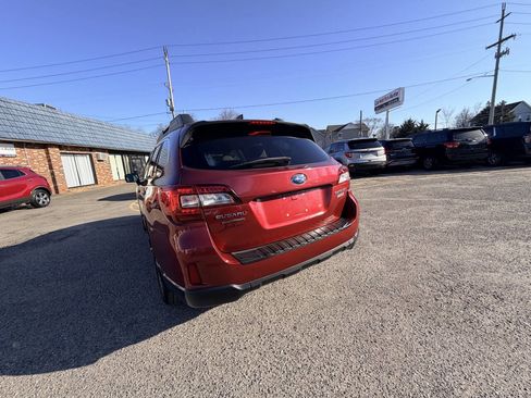 Used 2017 Subaru Outback 2.5i Premium w/ Popular Package #2 image 11