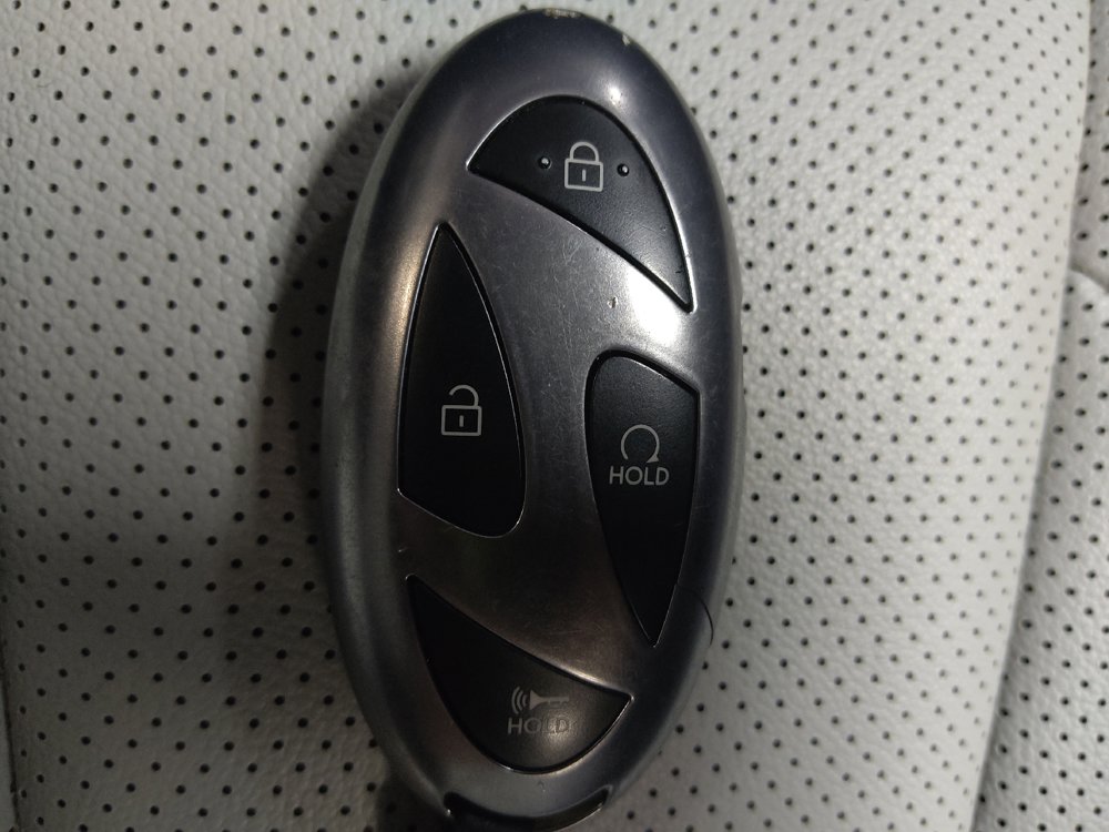 Used 2025 Hyundai Elantra Limited FWD image 32