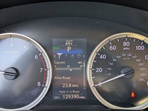 Used 2016 Lexus IS 200t image 10