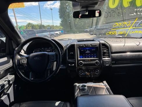 Used 2020 Ford Expedition Limited RWD image 18