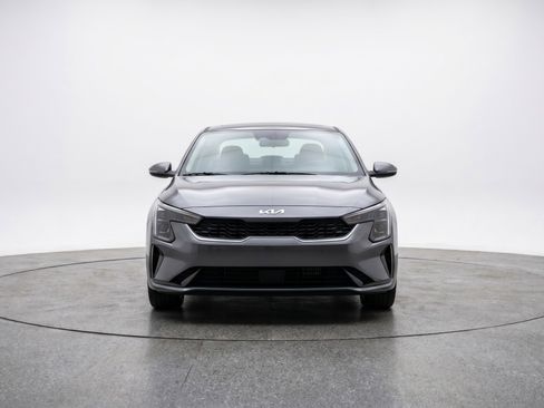 Used 2025 Kia K4 LXS FWD image 2