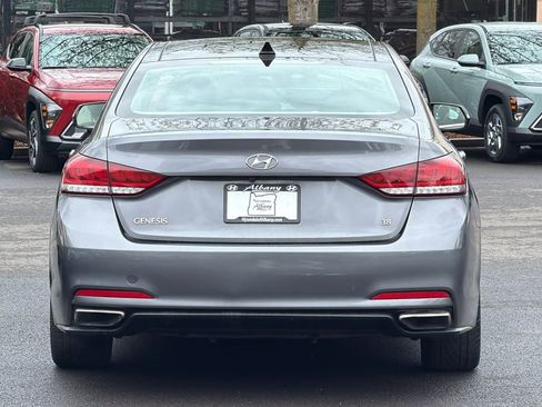 Used 2015 Hyundai Genesis 3.8 w/ Option Group 02 RWD image 5