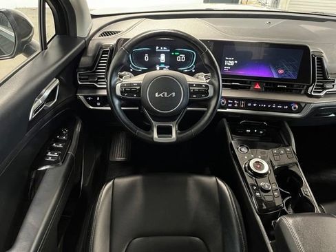 Used 2023 Kia Sportage EX AWD/4WD image 18
