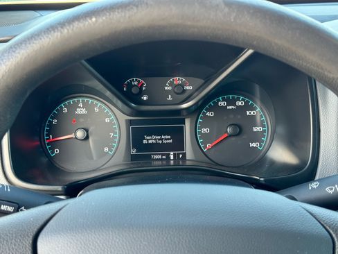 Used 2022 Chevrolet Colorado W/T image 21