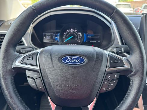 Used 2023 Ford Edge SEL w/ Convenience Package AWD/4WD image 16