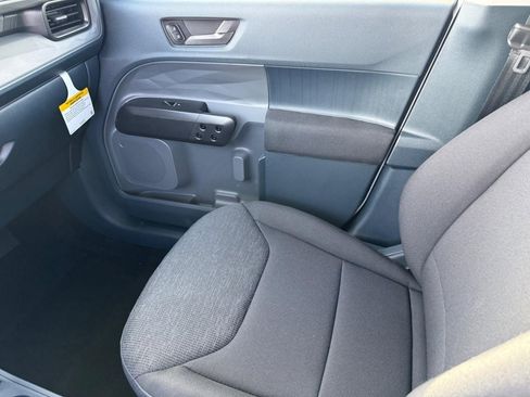 New 2025 Ford Maverick XL image 14