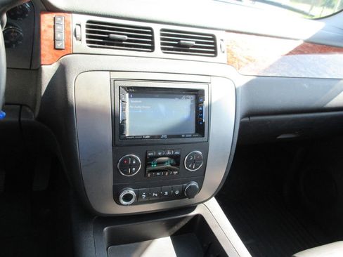 Used 2007 GMC Sierra 1500 SLT w/ SLE/SLT Trailering Package AWD/4WD image 30