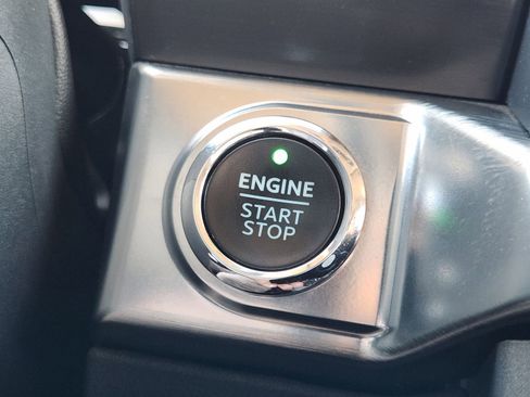 Used 2023 Ford F150 Lariat w/ FX4 Off-Road Package image 23