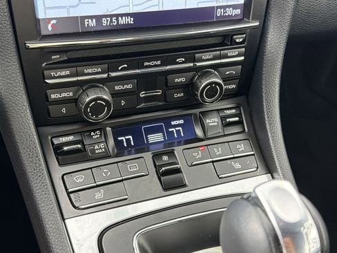 Used 2014 Porsche Cayman image 15