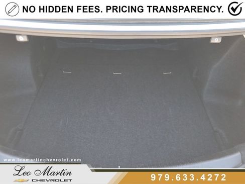 Used 2024 Chevrolet Malibu LT FWD image 5