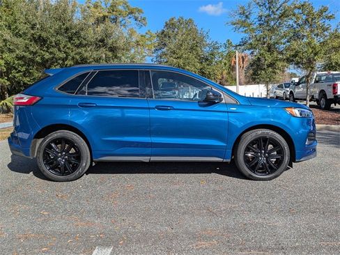Used 2023 Ford Edge ST-Line image 2