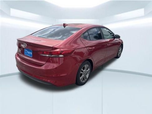 Used 2017 Hyundai Elantra SE FWD image 6