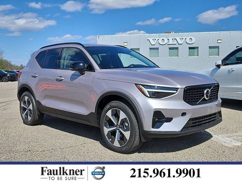 New 2026 Volvo XC40 B5 Plus w/ Climate Package AWD/4WD image 1